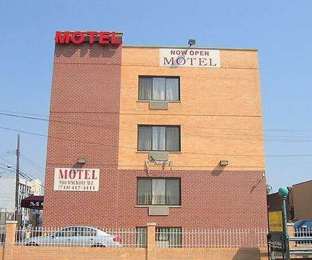 Red Carpet Inn Brooklyn Nova Iorque Exterior foto